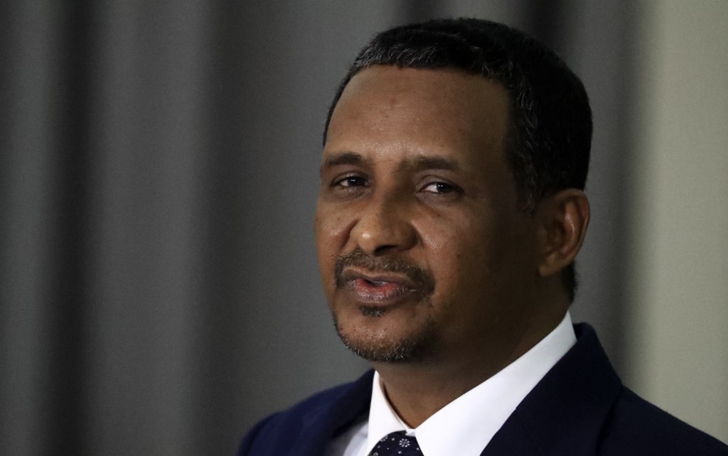 Le vice-dirigeant de facto, le général Mohamed Hamdan Dagalo, communément appelé Hemetti, a passé une semaine en Russie fin février et début mars (AFP/Ashraf Shazly)