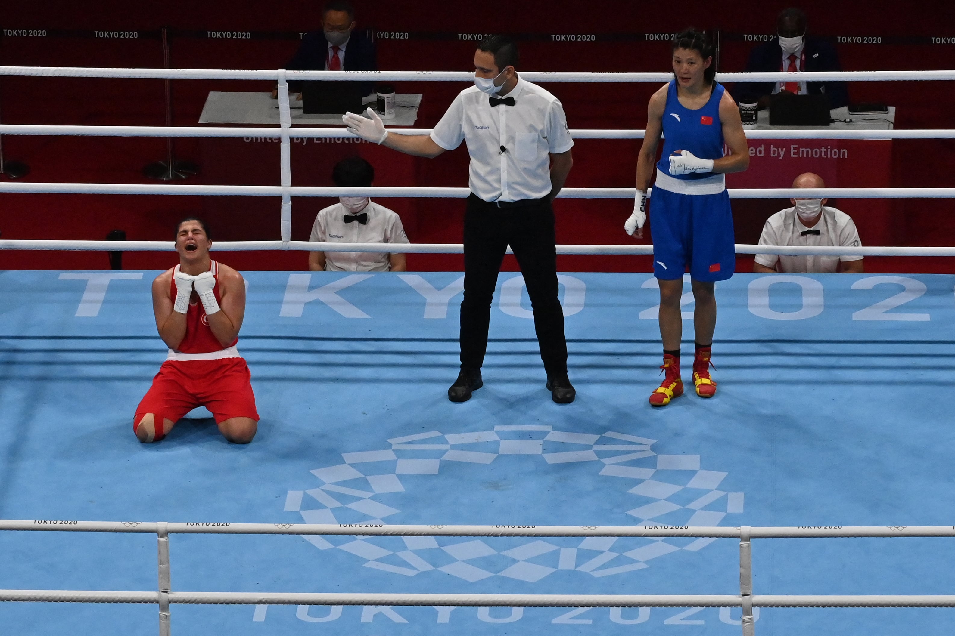 Busenaz Surmeneli wins gold