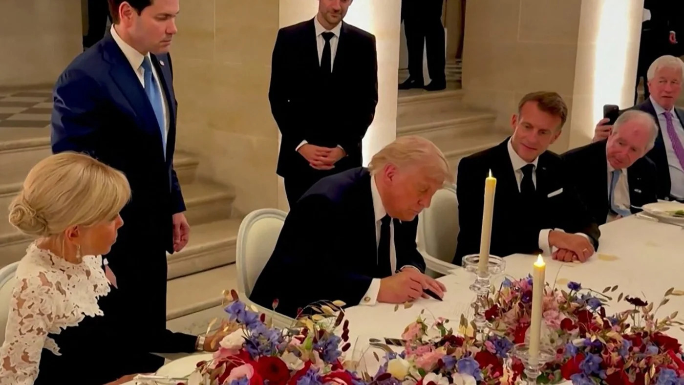us-iran-sign-trump