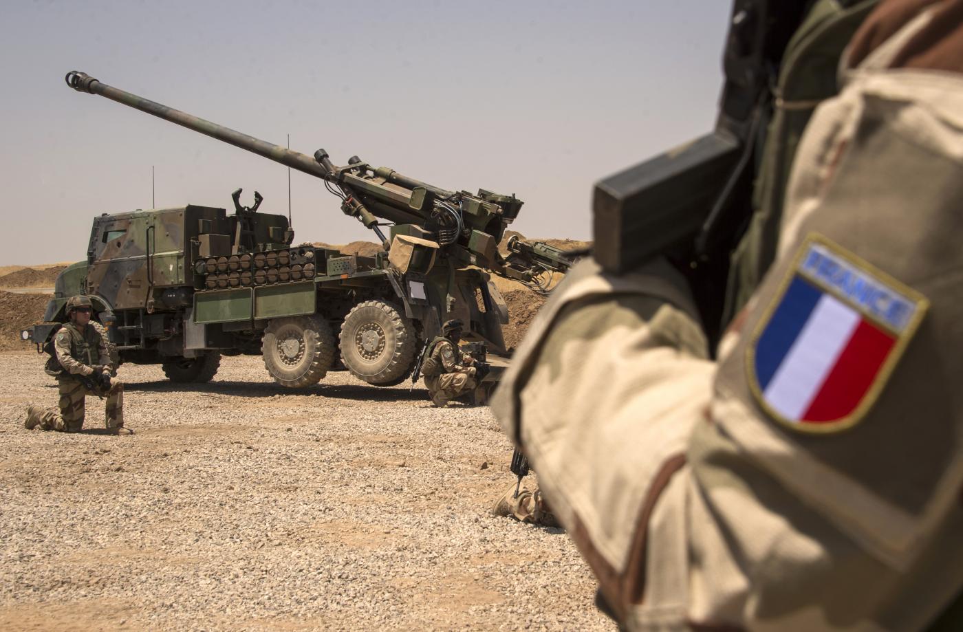 French soldiers deployed in Mosul, Iraq, 13 July 2017 (AFP)