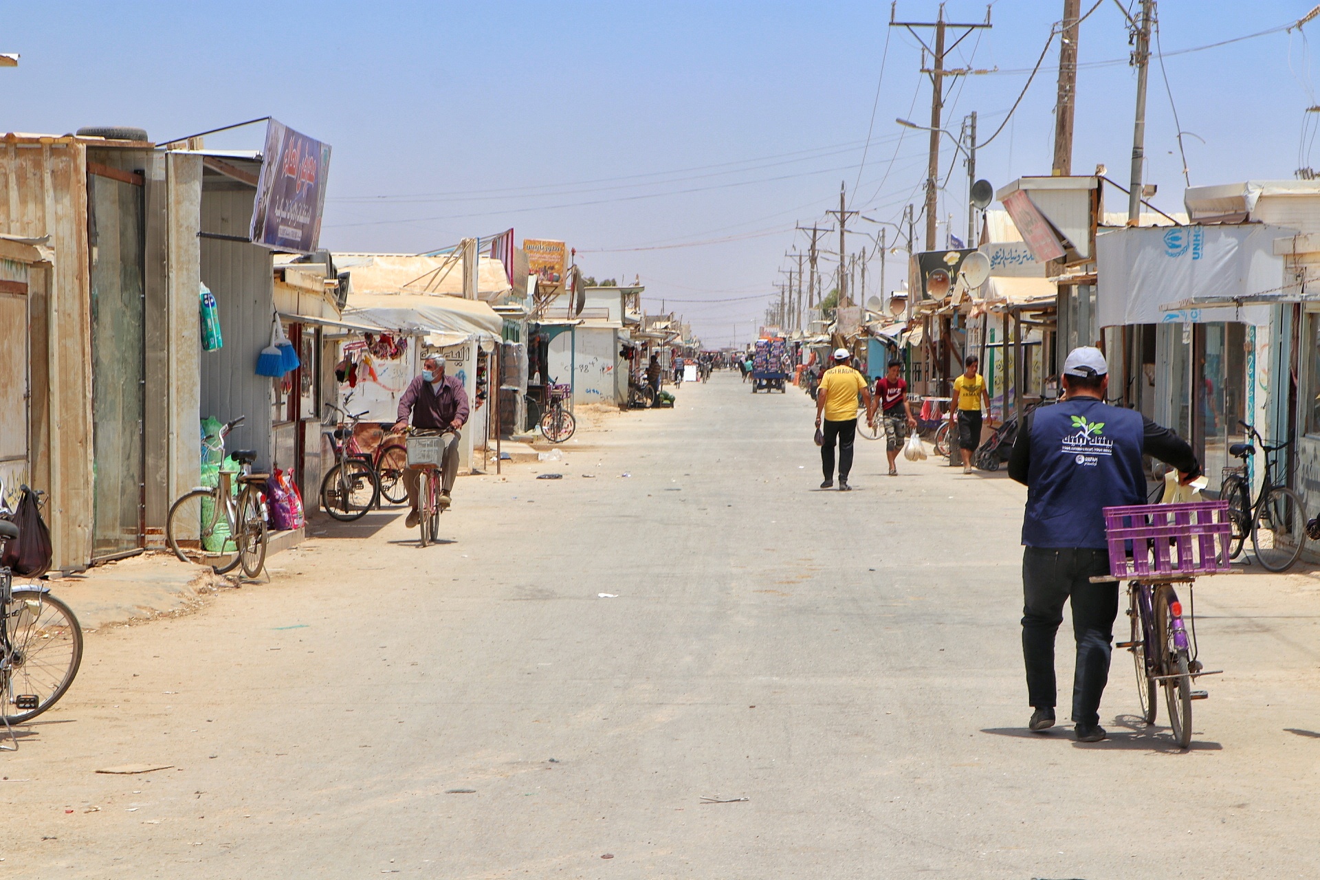 Refugees at Zaatari refugee camp are among those set to have their stipend cut (MEE/Mohammad Ersan)