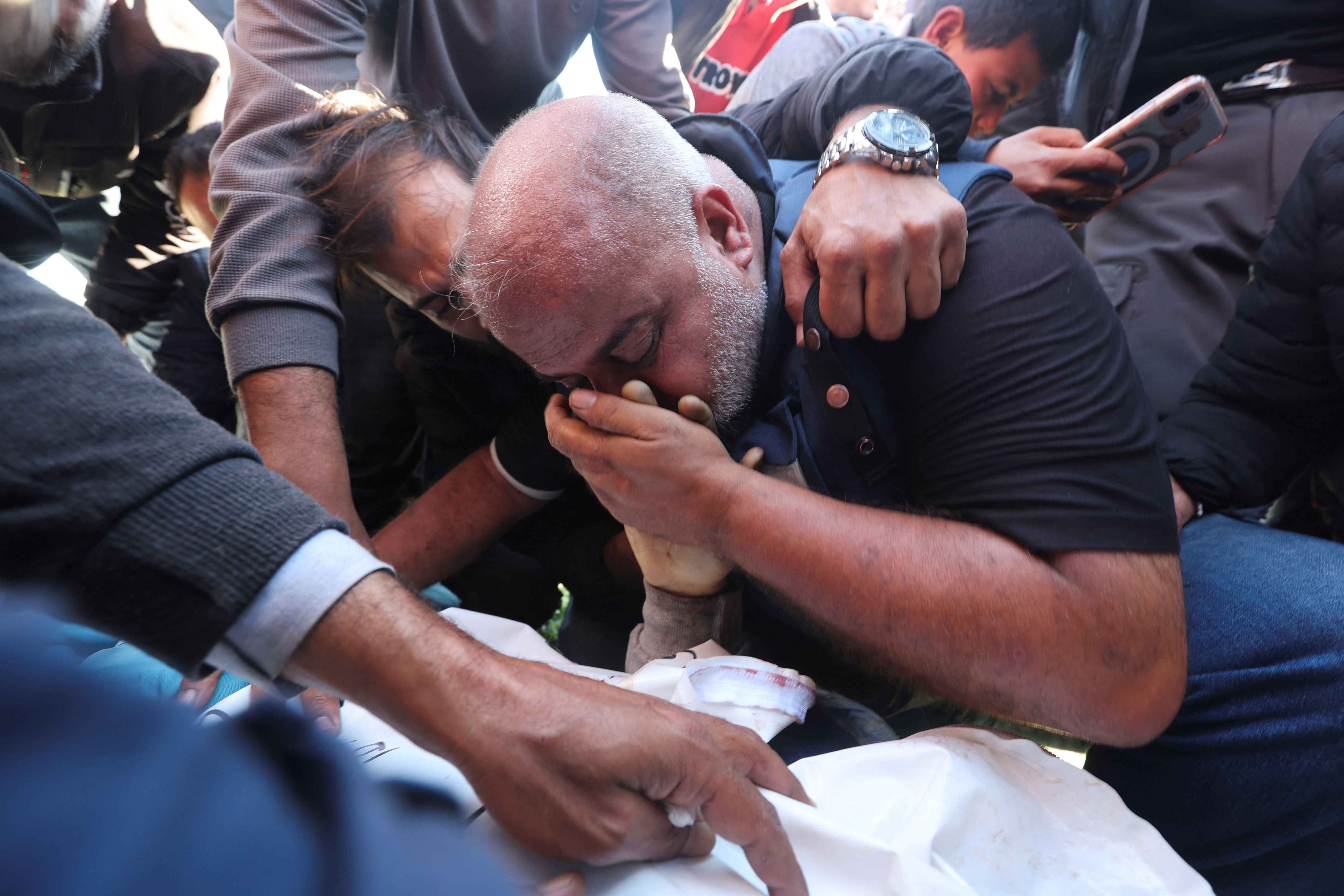 hamza al-dahdouh funeral
