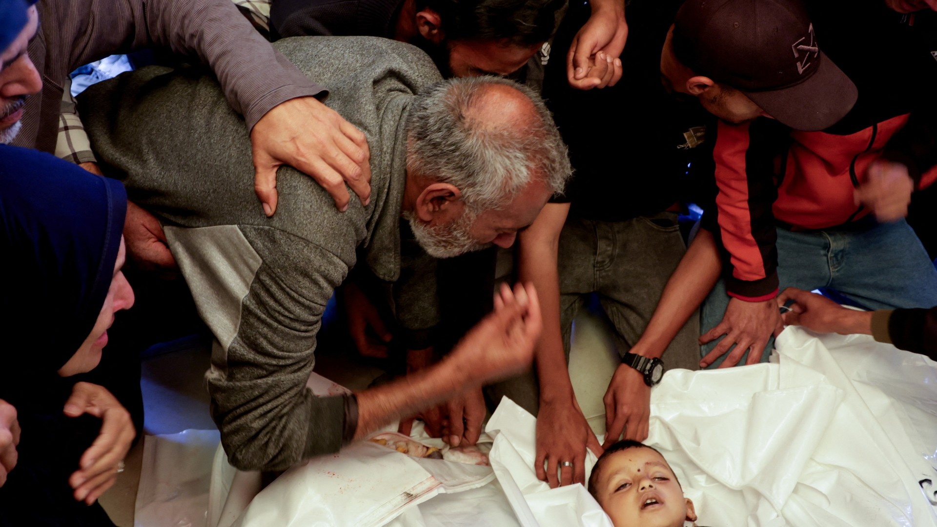 (Hatem Khaled/Reuters)