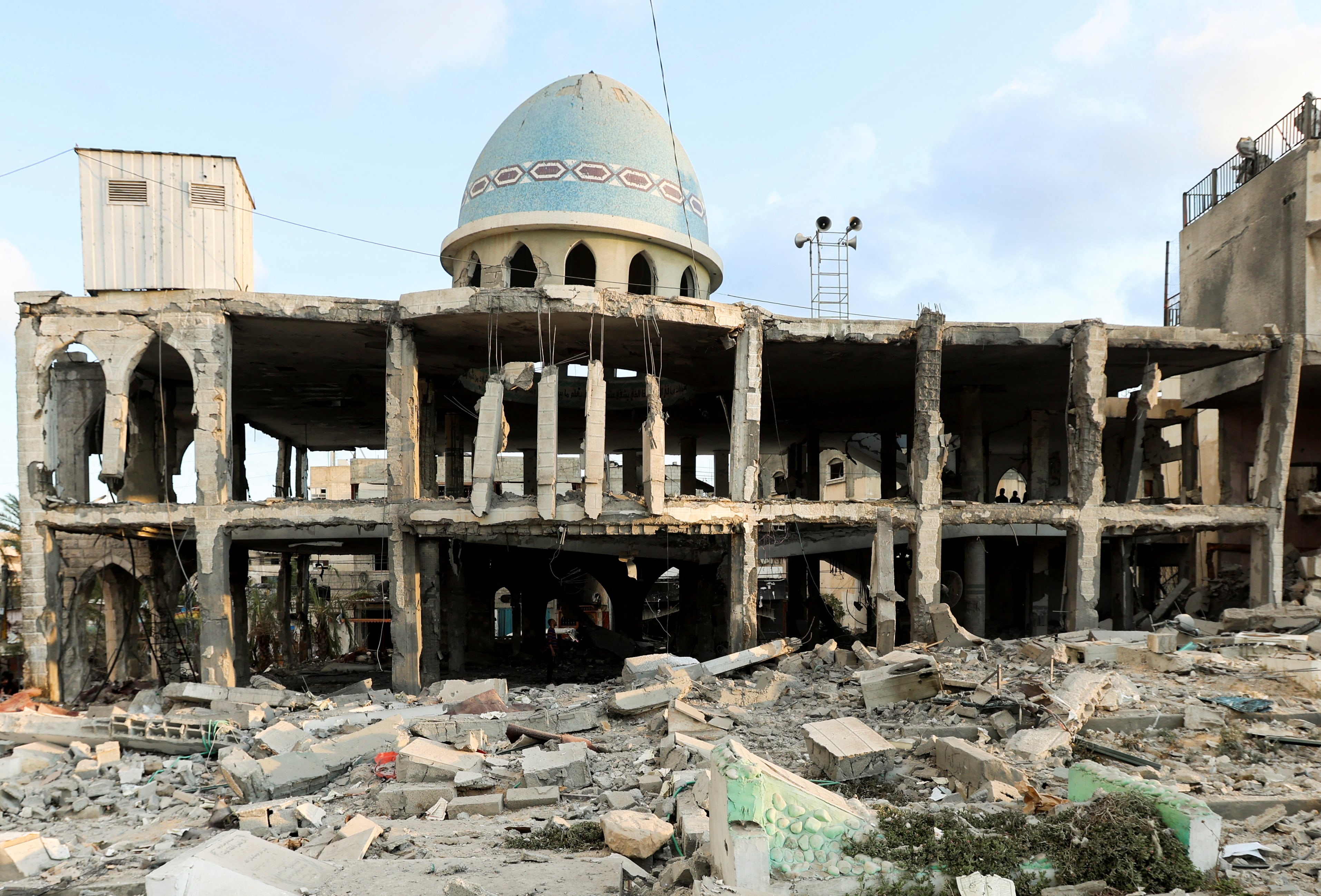 A view of the site of an Israeli strike on a mosque, in Deir Al-Balah, in the central Gaza Strip, June 2, 2025. REUTERS/Ramadan Abed