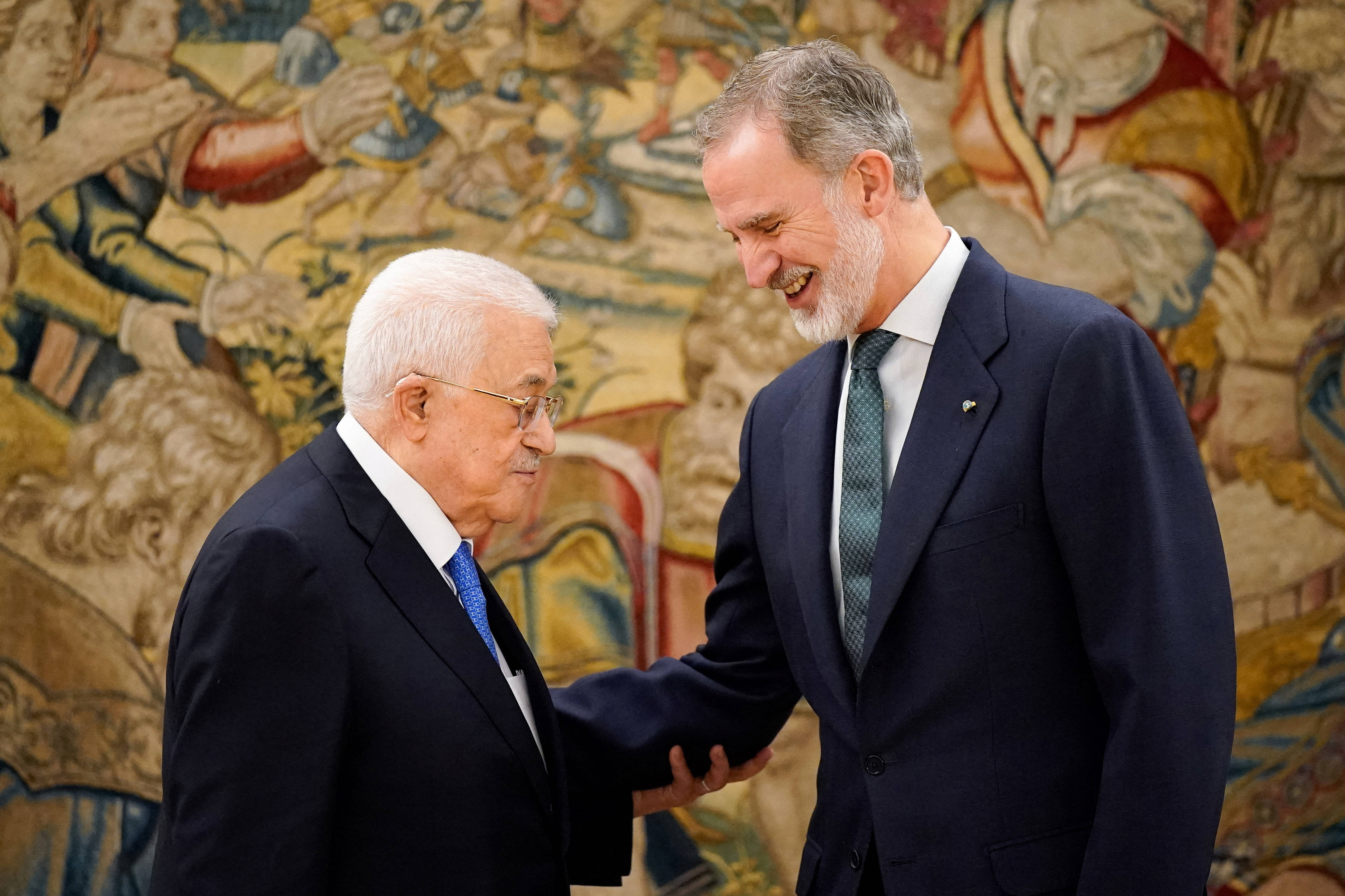 PA President Mahmoud Abbas meets King Felipe VI of Spain, 10 December 2025 (REUTERS/ Ana Beltran)