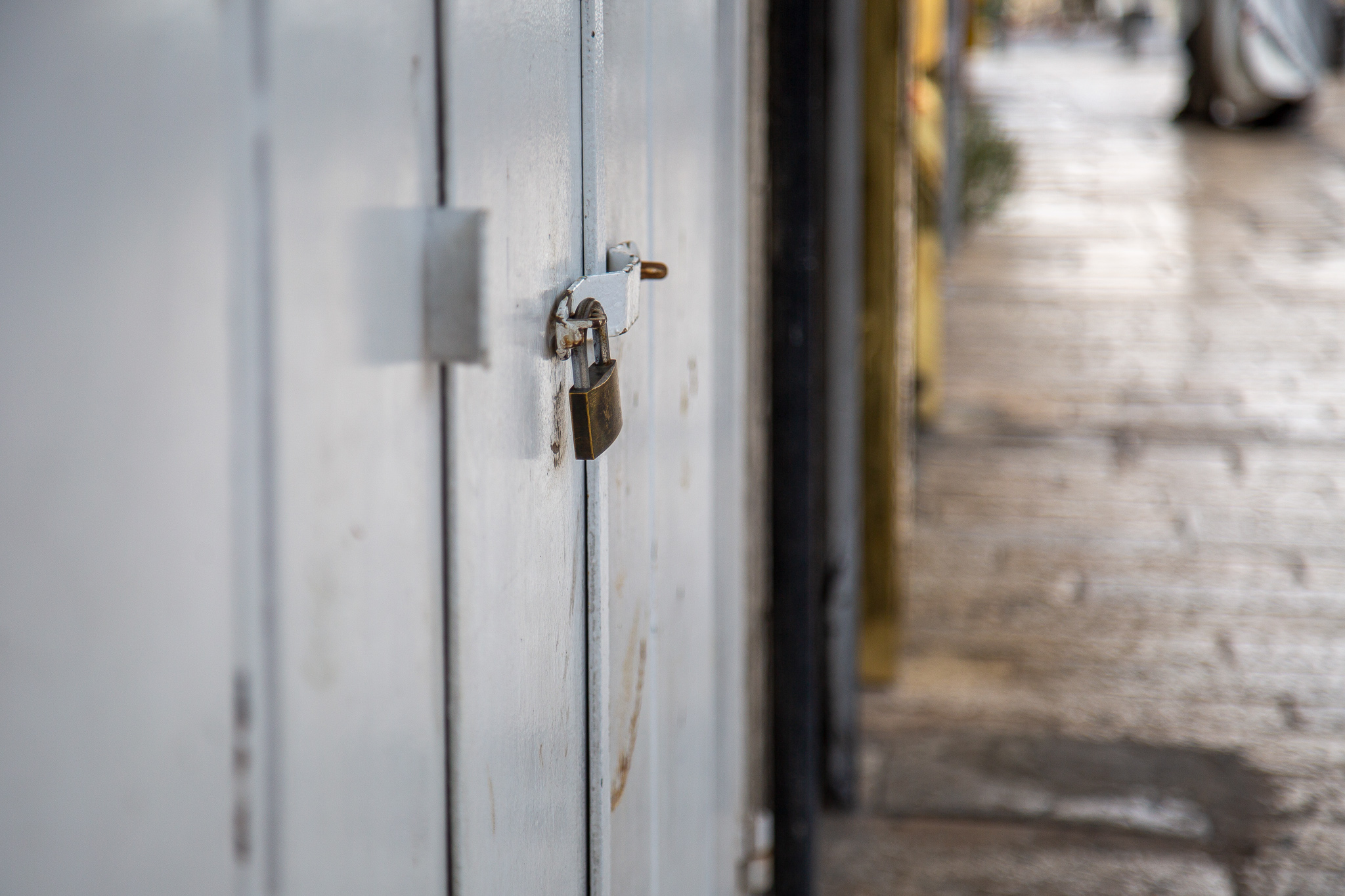 A commercial strike was observed across Palestinian cities in the occupied West Bank and East Jerusalem on 12 October 2022 (MEE/Latifeh Abdellatif)