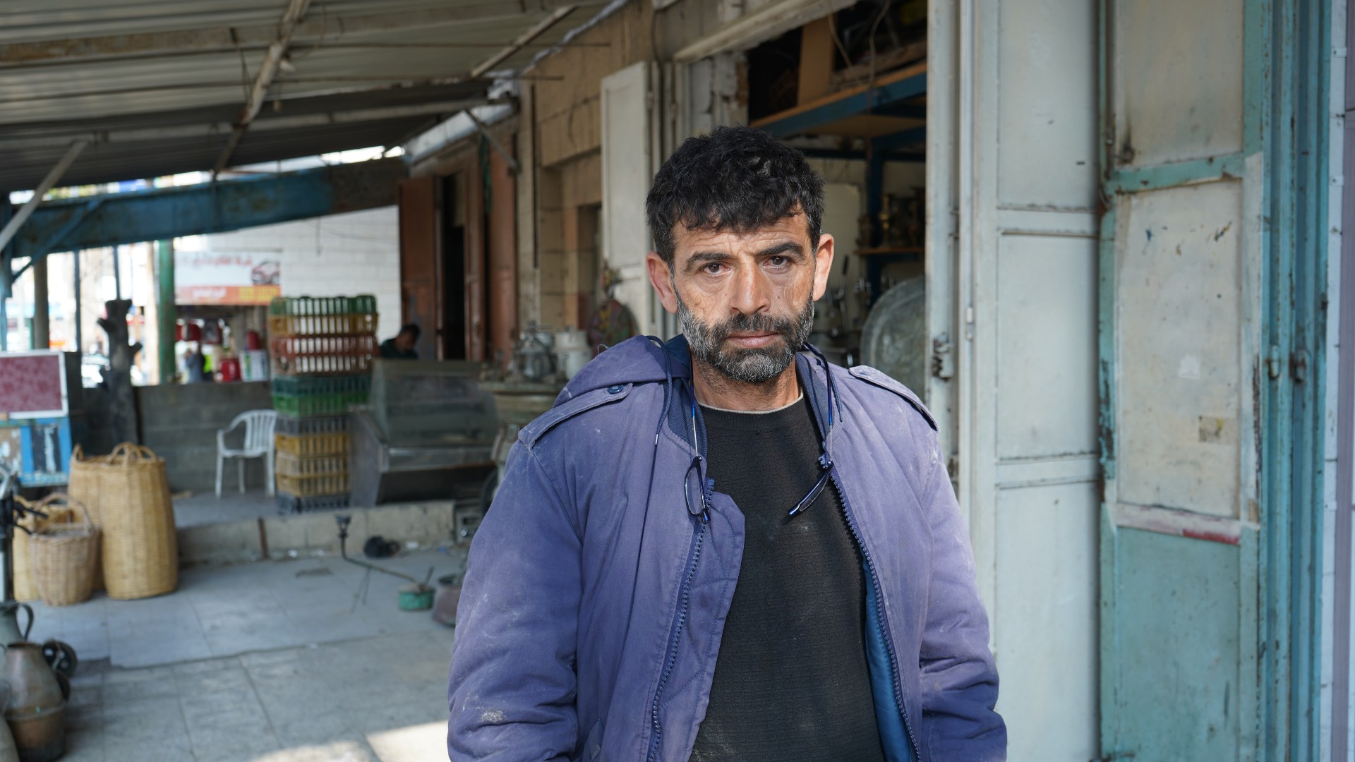 Nader Hashim Fidah witnessed Ammar Mefleh get shot four times on his way back from a wedding (MEE/Akram al-Waara)