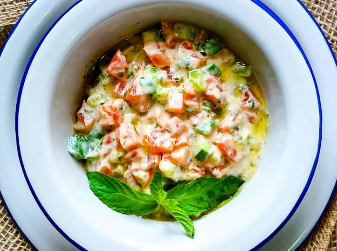 Mint, citrus, and tahini tie the salad together (@bateekh.w.jebneh)