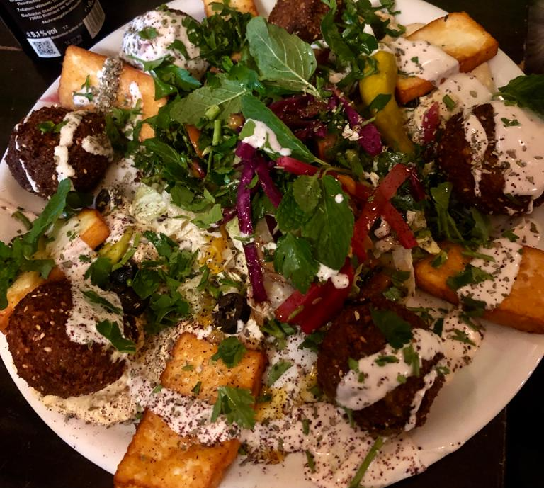 Le halloumi peut être grillé mais conserve sa texture en raison de son point de fusion élevé (MEE/Luka Taraskevics)