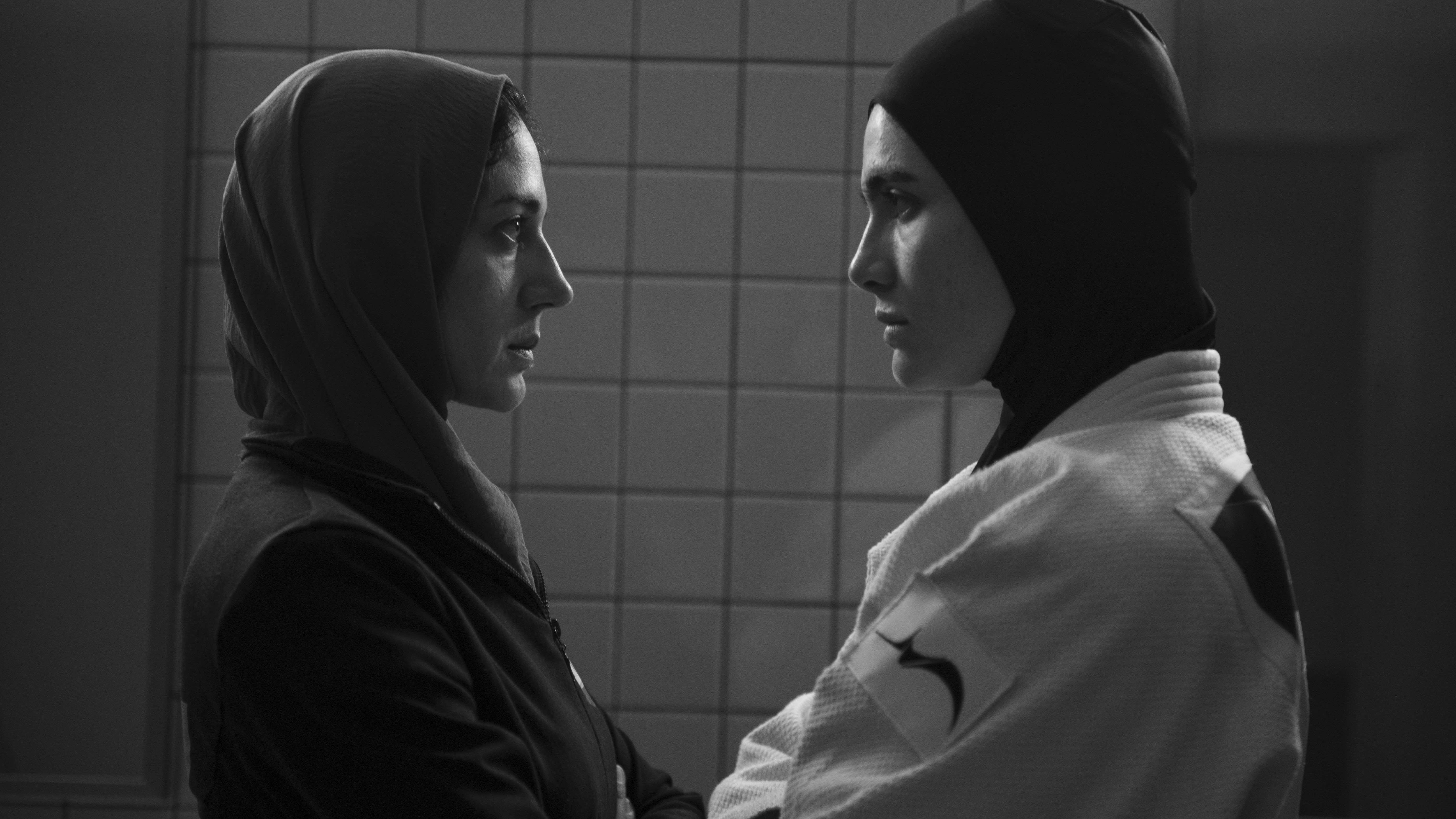 80626-TATAMI_-_Zar_Amiri_Ebrahimi_and_Arienne_Mandi__Credits_Juda_Khatia_Psuturi_ (1).jpg