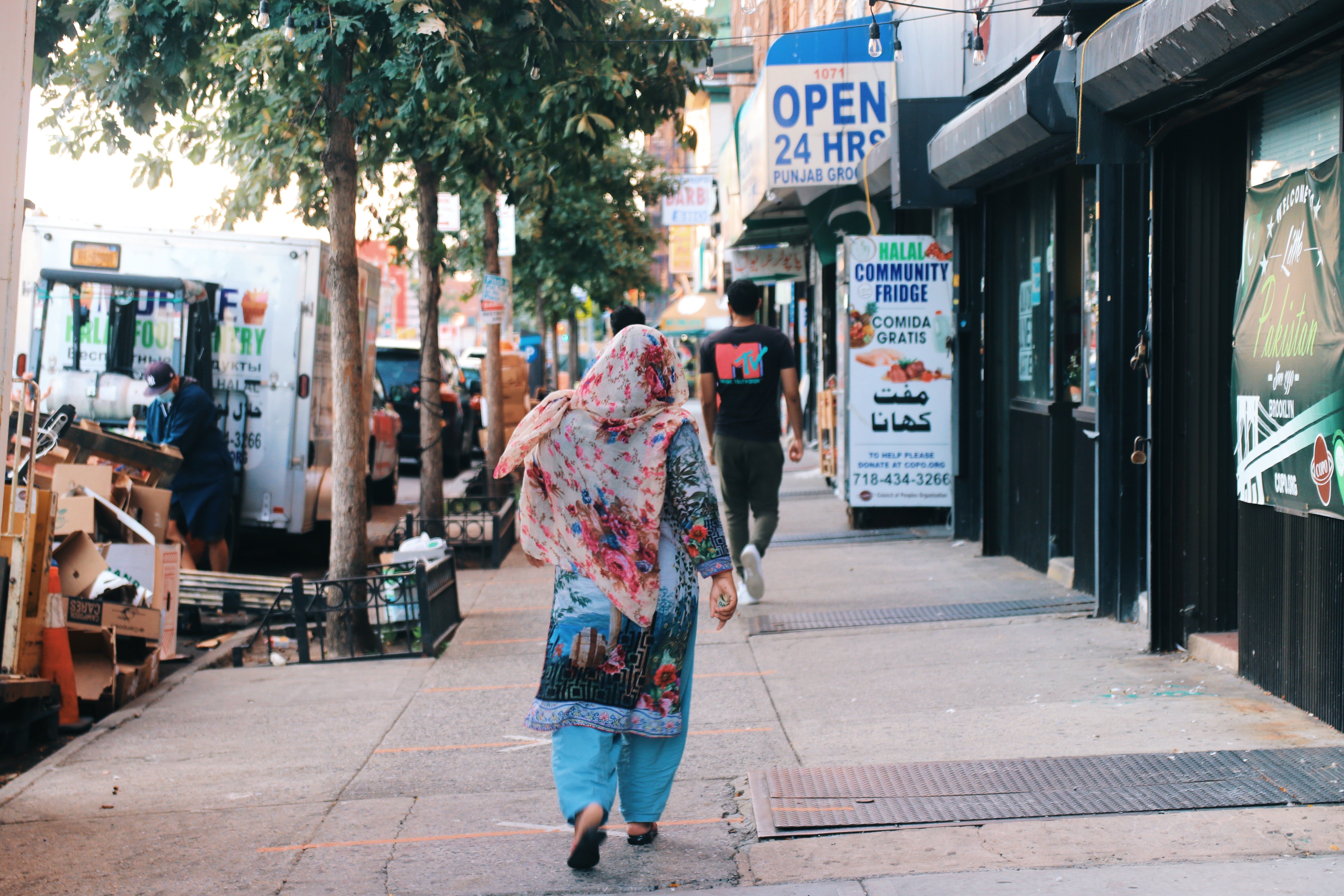 Known as Little Pakistan among residents, the area is filled with Pakistani restaurants and shops with Urdu being the language of the streets (MEE/Zainab Iqbal)