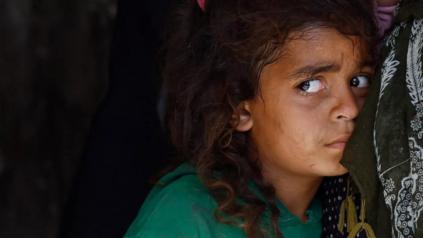 rafah gaza girl reacts