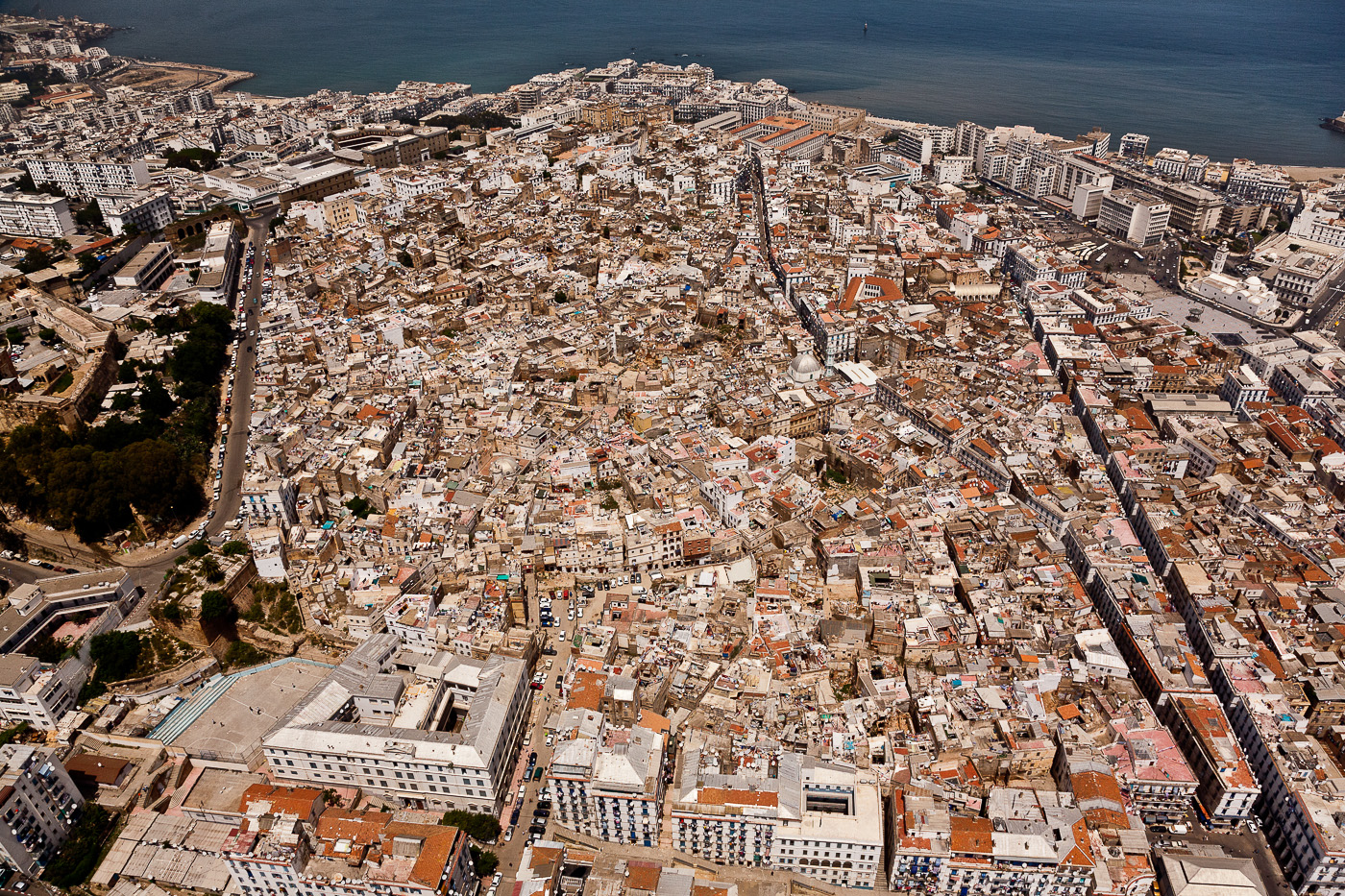 La Casbah, photographie tirée de l’ouvrage Sous le ciel d’Alger ( Kays Djilali, avec l’aimable autorisation des éditions Barzakh)