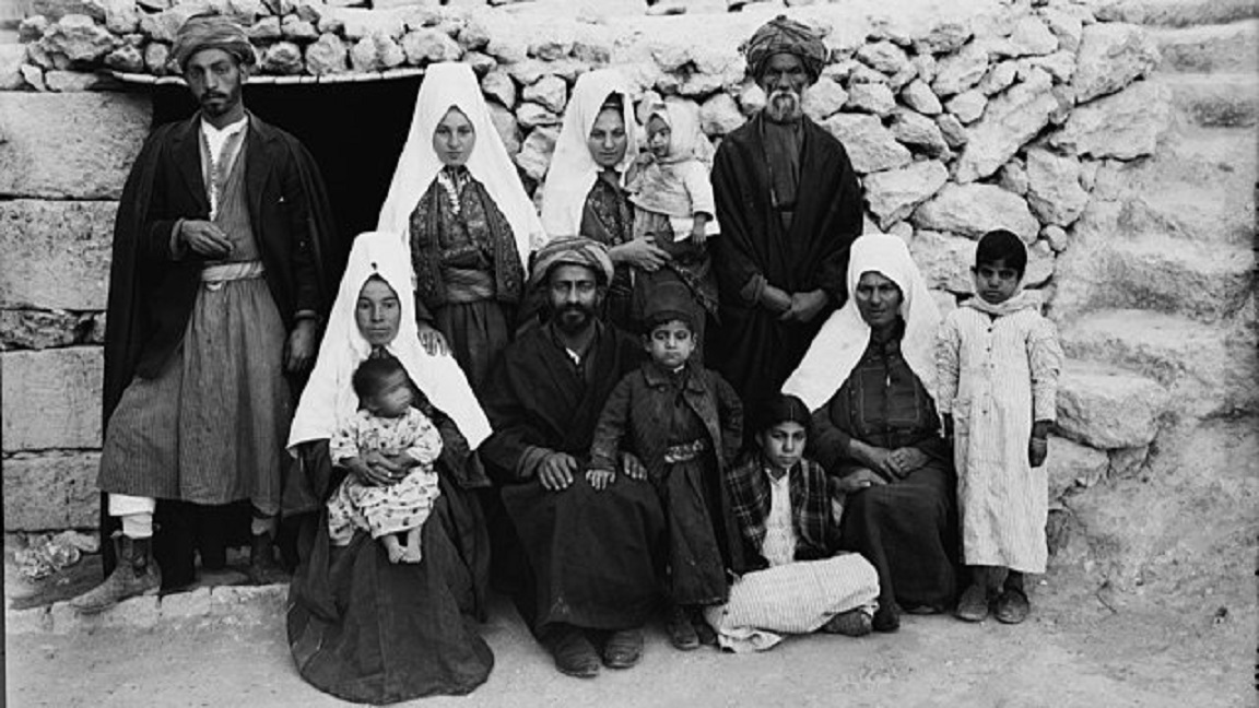 Christian_betlehem_fam-wikimedia-commons-resized