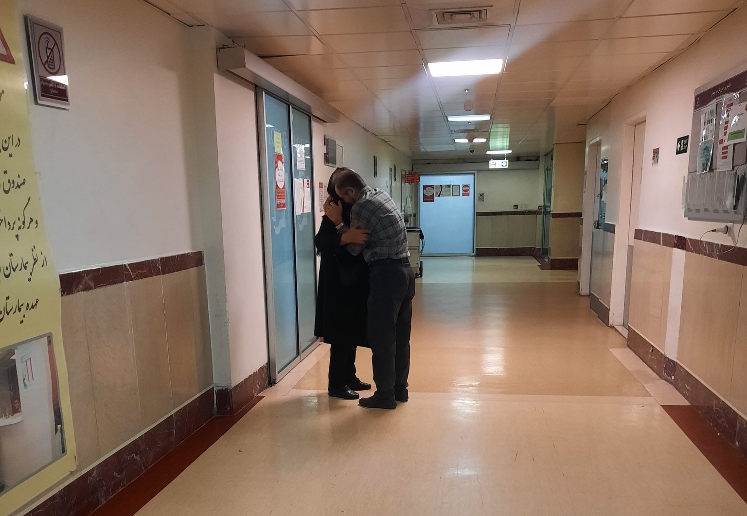 Parents of Mahsa Amini in Kasra Hospital in Iranian capital Tehran (Niloofar Hamedi)