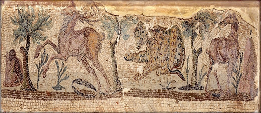 Le cerf de Berbérie sur une fresque au musée de Cherchell, à l’ouest d’Alger (capture d’écran)