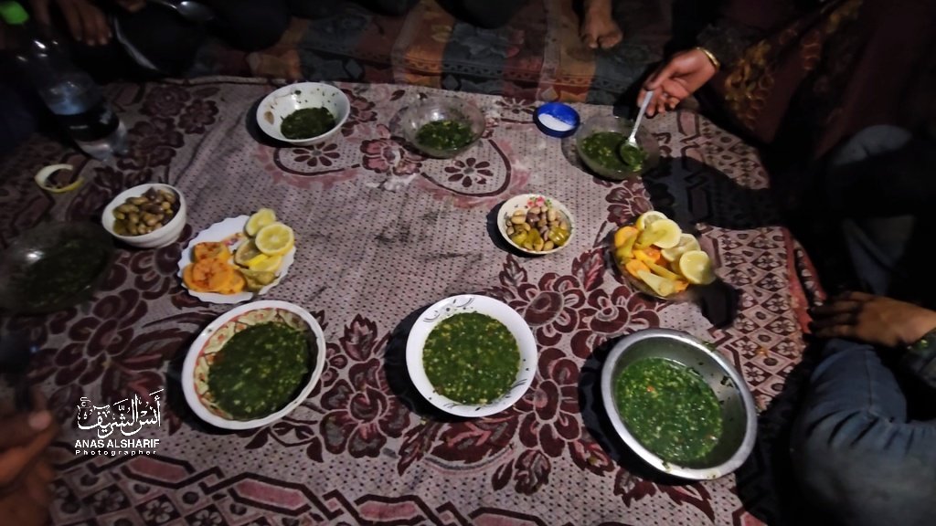 palestinians eating grass gaza