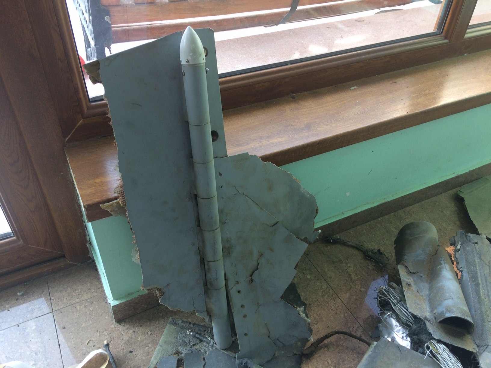 Parts of a drone likely to be an Israeli Hagop aircraft (MEE/Karlos Zurutuza)