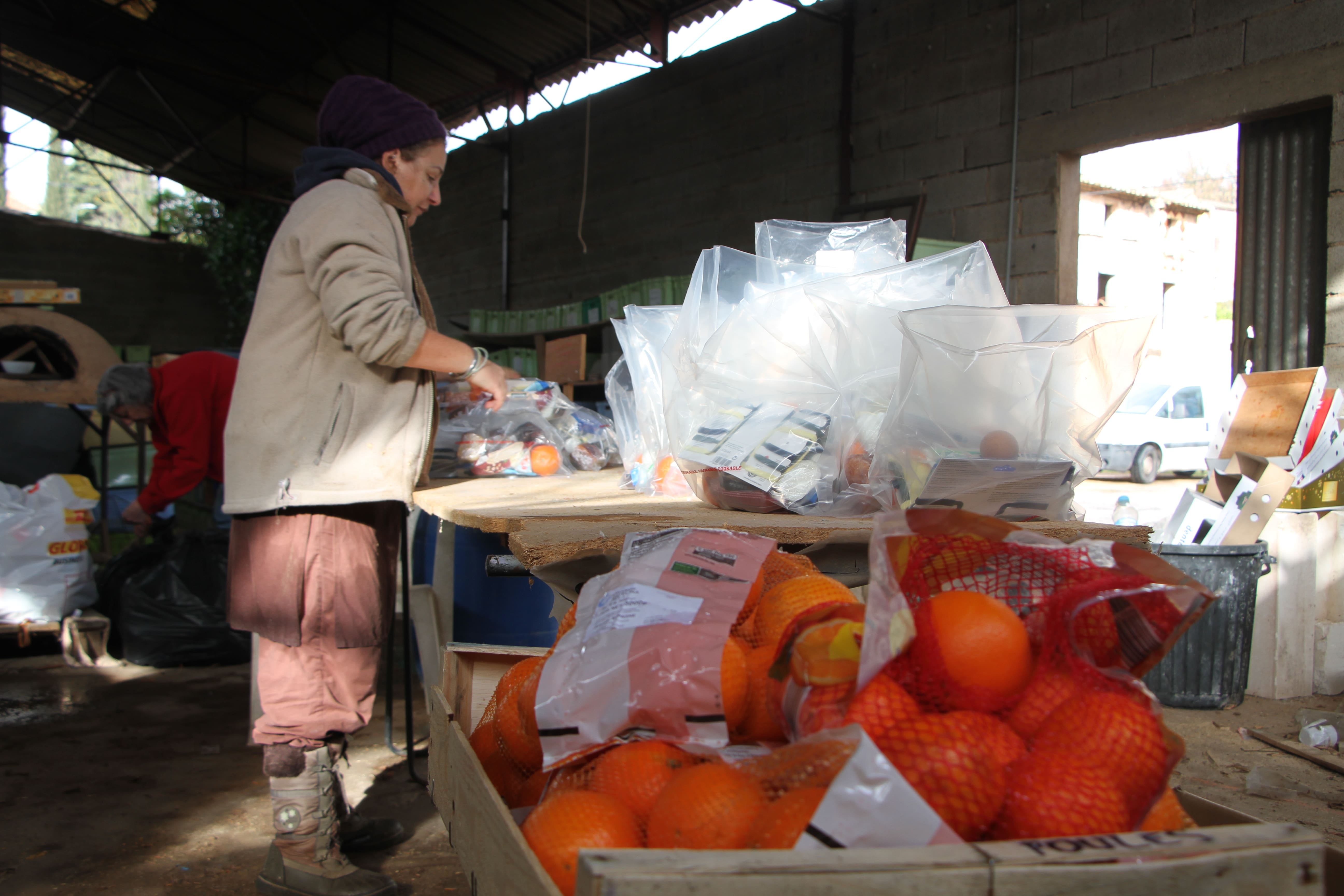 italy-france-border-refugees-dec-2021-mee