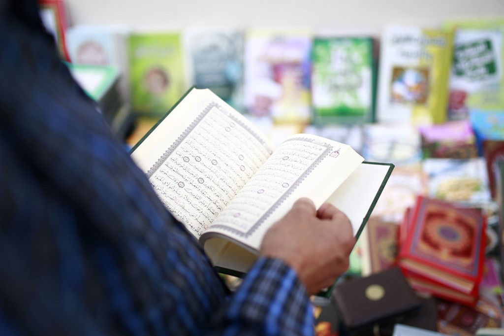 Houssame Bentabet distingue deux types d’ex-musulmans. Le premier concerne ceux qui quittent l’islam à cause de dissonances cognitives les poussant à entamer une recherche sur leur religion (AFP)