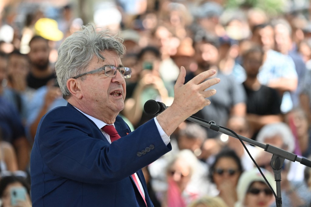 La France Insoumise leader Jean-Luc Melenchon speaks during a meeting in support of 2024 legislative elections candidates in Montpellier on 23 June 2024 (Sylvain Thomas/AFP)