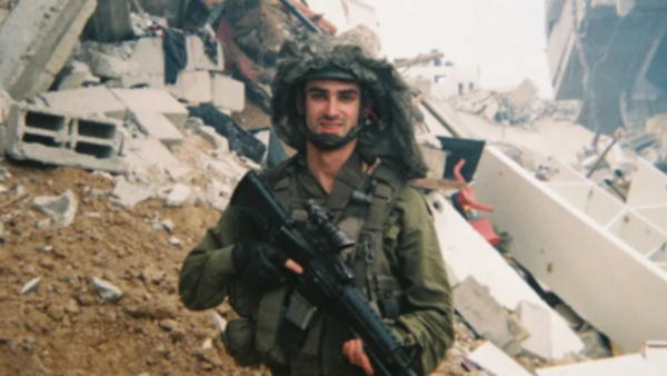 Jonathan Burman poses in Khan Younis in Gaza. (Obtained by Declassified UK)