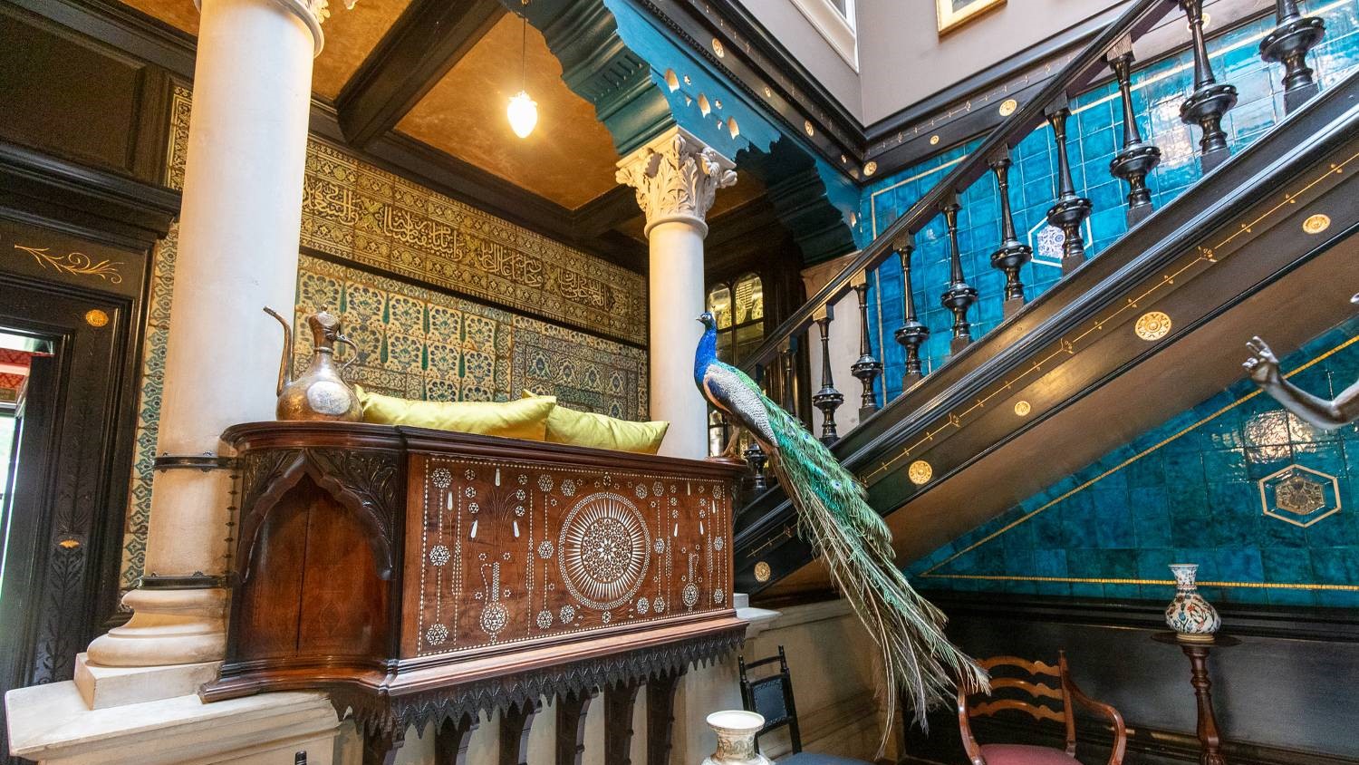 Iznik and turquoise tiles decorate Narcissus hall (Zirrar Ali)