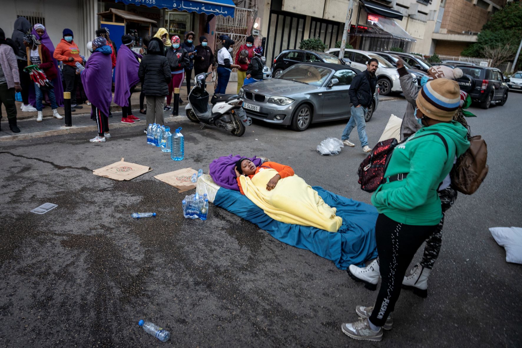 Kenyan migrant workers camp outside Kenyan consulate in Badaro, Beirut on January 11, 2022 (MEE/Matt Kynaston)