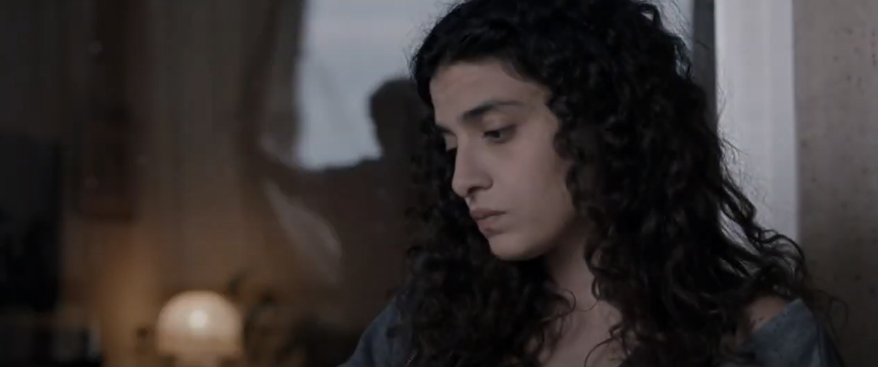 An understated look at Beirut through the experiences of Jana (played by Manal Issa) as she returns to a dying city (Quinzaine des Réalisateurs)