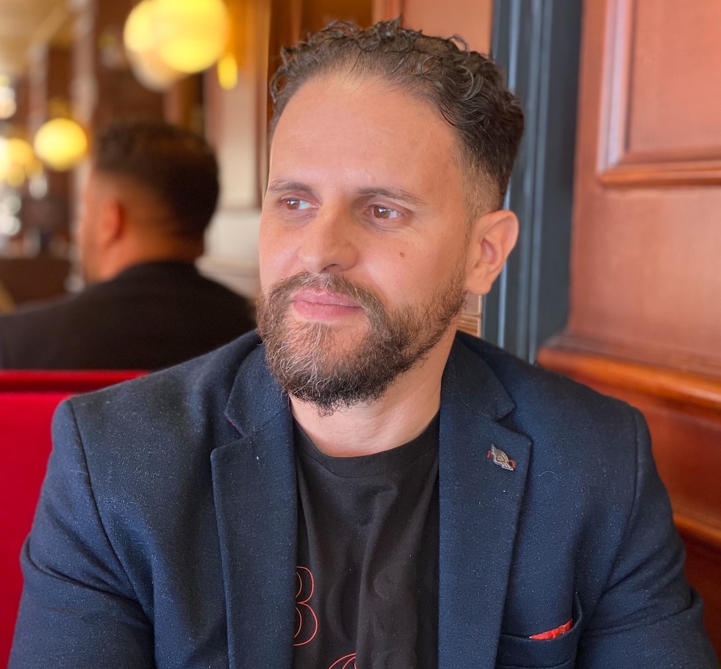 « Je dois témoigner, pour expliquer qu’ils font fausse route. […] je souhaite aussi prouver que je ne suis pas celui que certains ont prétendu que j’étais » – Mourad Benchellali
