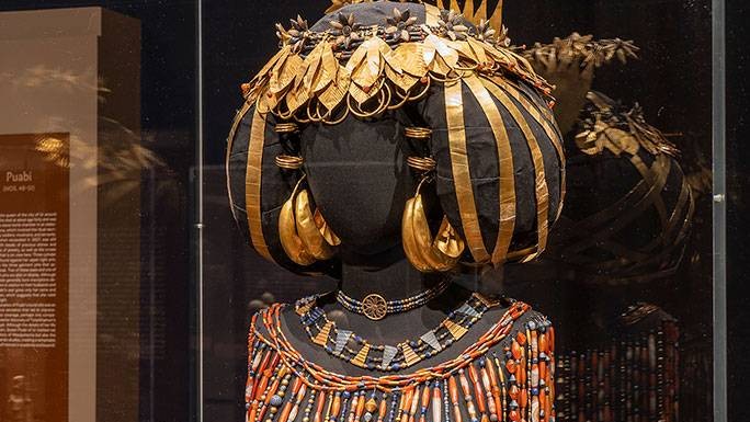 Queen Puabi’s funerary ensemble 