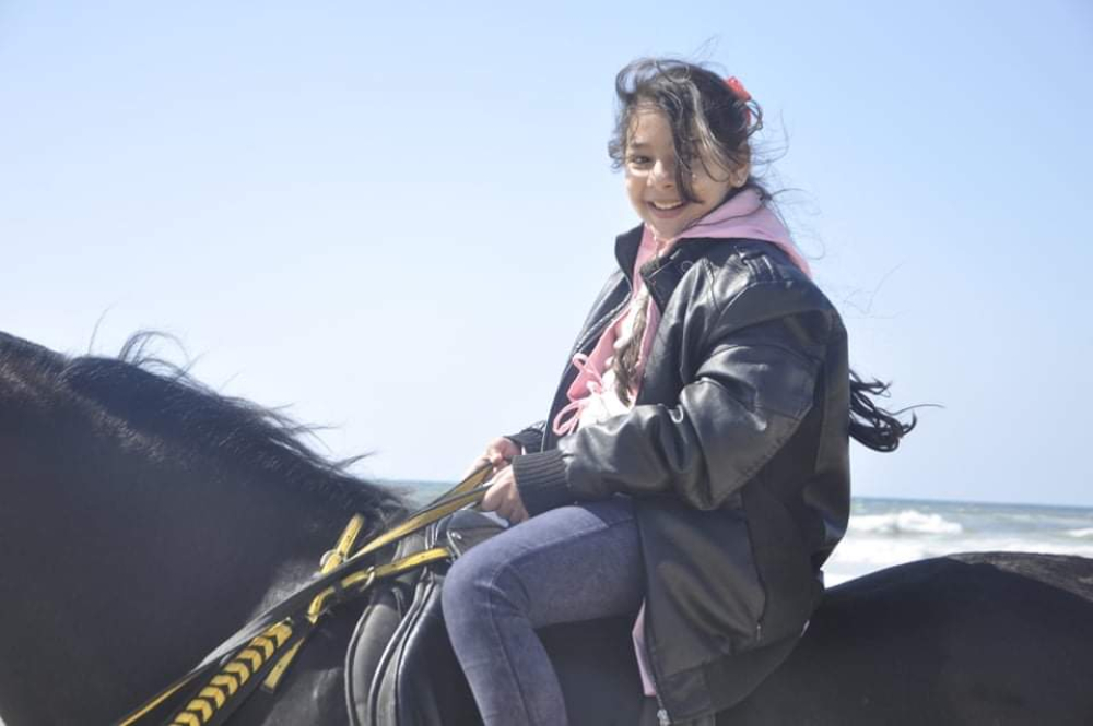 Roaa, 14, has been battling Hodgkin’s lymphoma for the past two years, but is now unable to receive further treatment (Supplied)