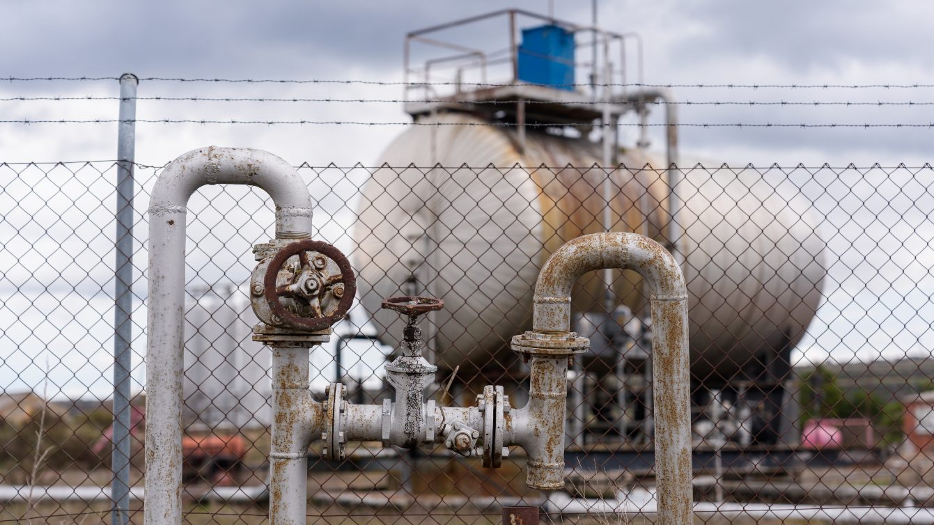 Rusted pipes at an obsolete oil field in Sargentes de la Lora on 13 March 2026 in northern Spain. Cesar MANSO / AFP
