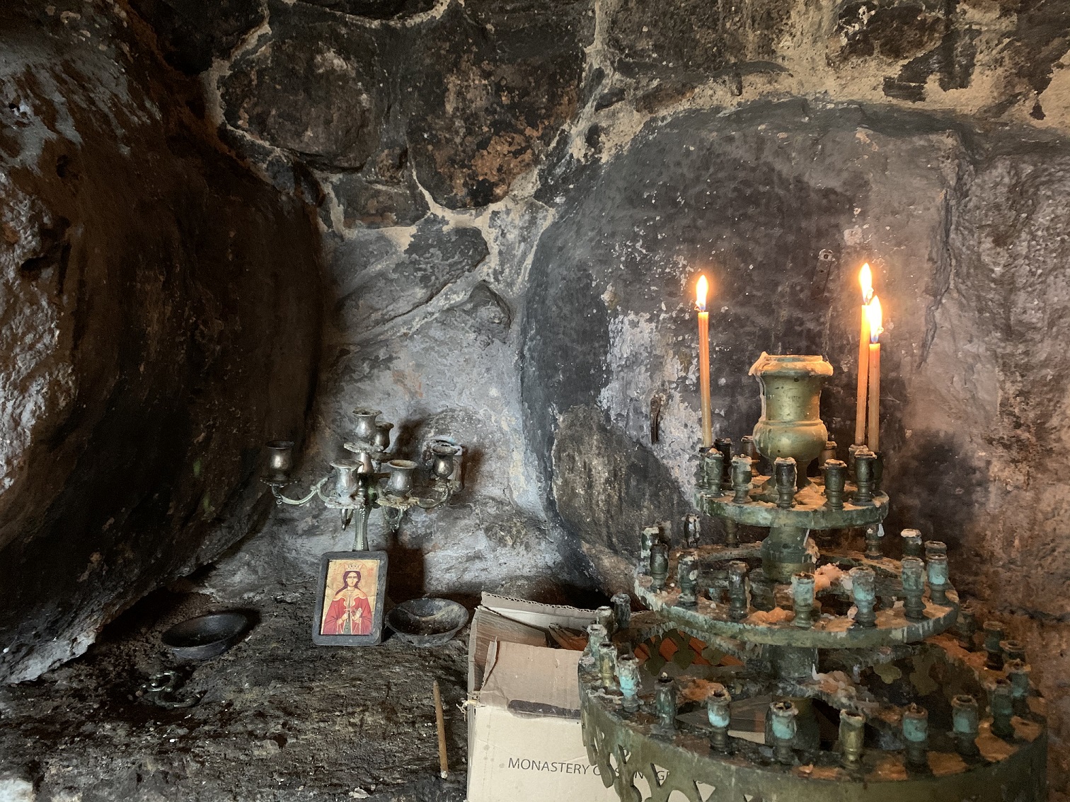 Saint Barbara cave palesitne