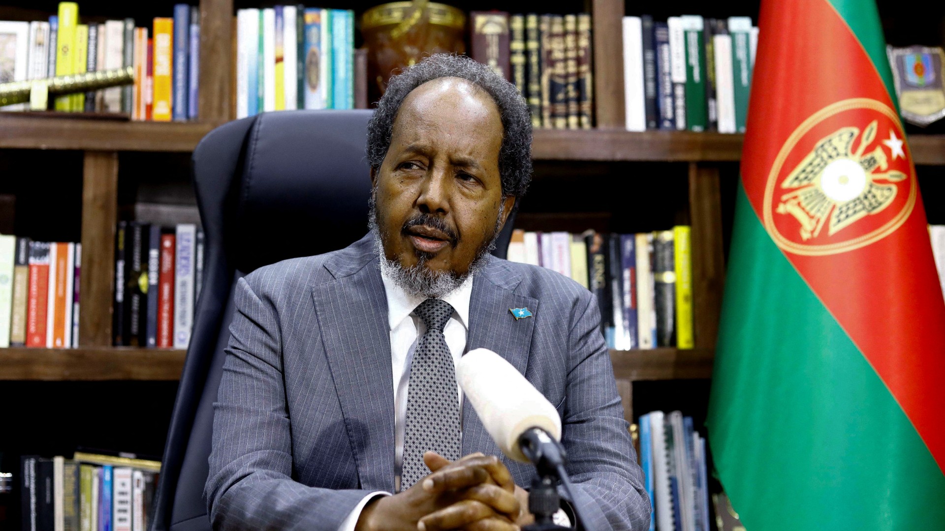 Somalia's President Hassan Sheikh Mohamud in his office in Mogadishu, 20 February (Reuters/Feisal Omar)