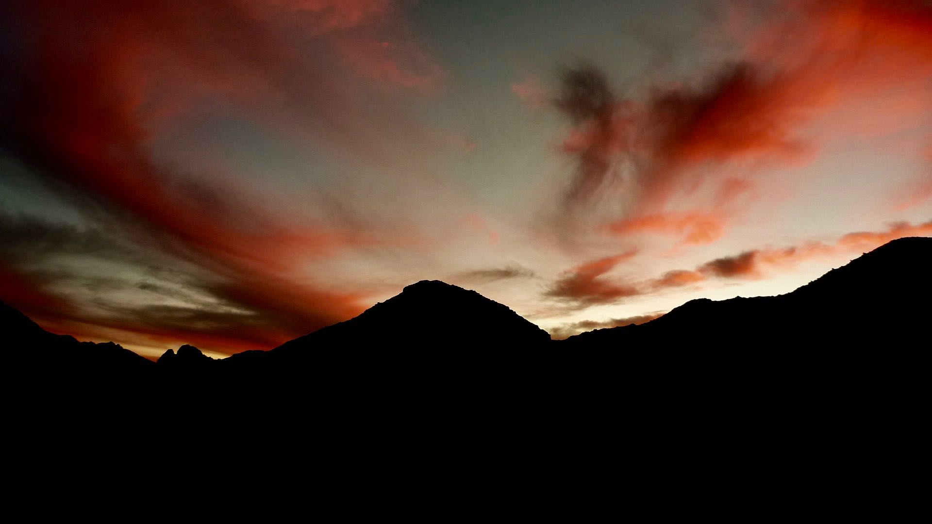 sunset at the wadi rum trail