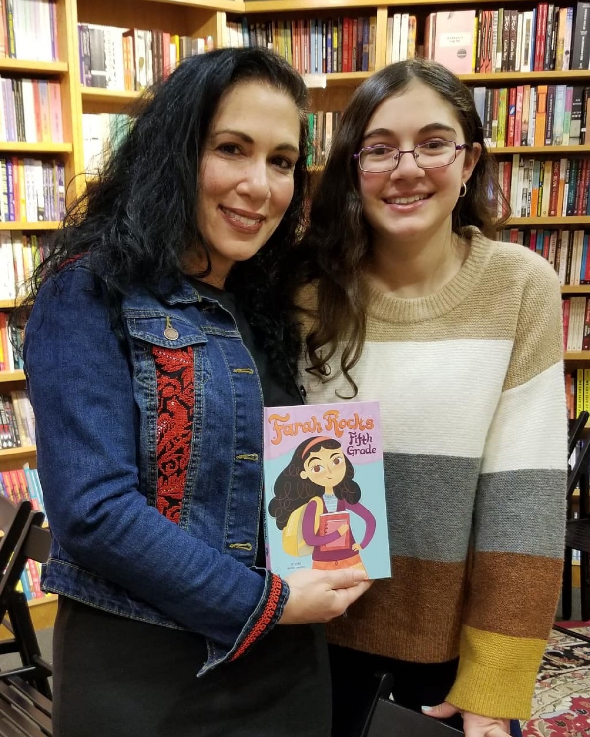 Darraj with her daughter Mariam (R) (Susan Darraj)