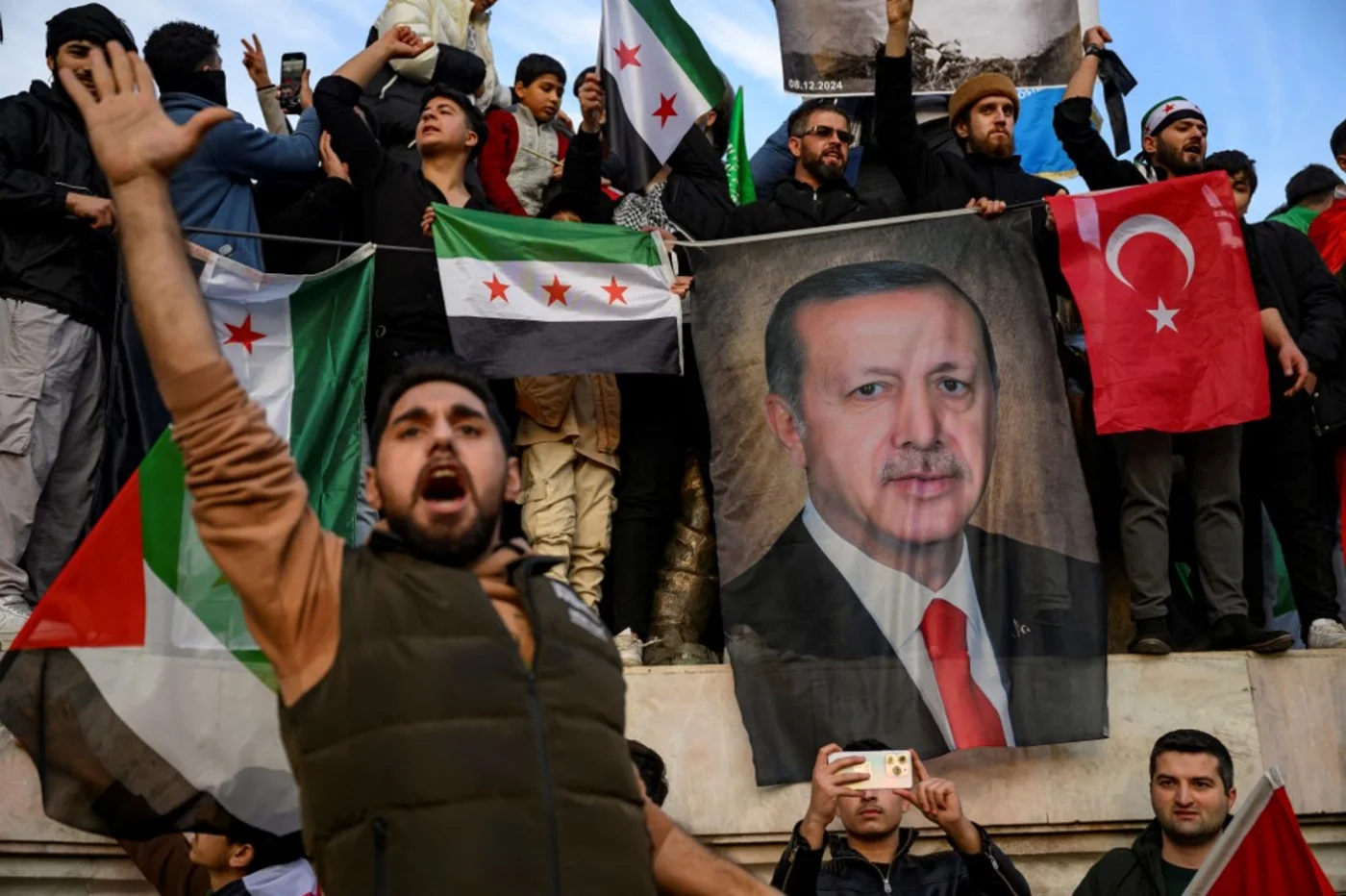 istanbul celebration fall of assad