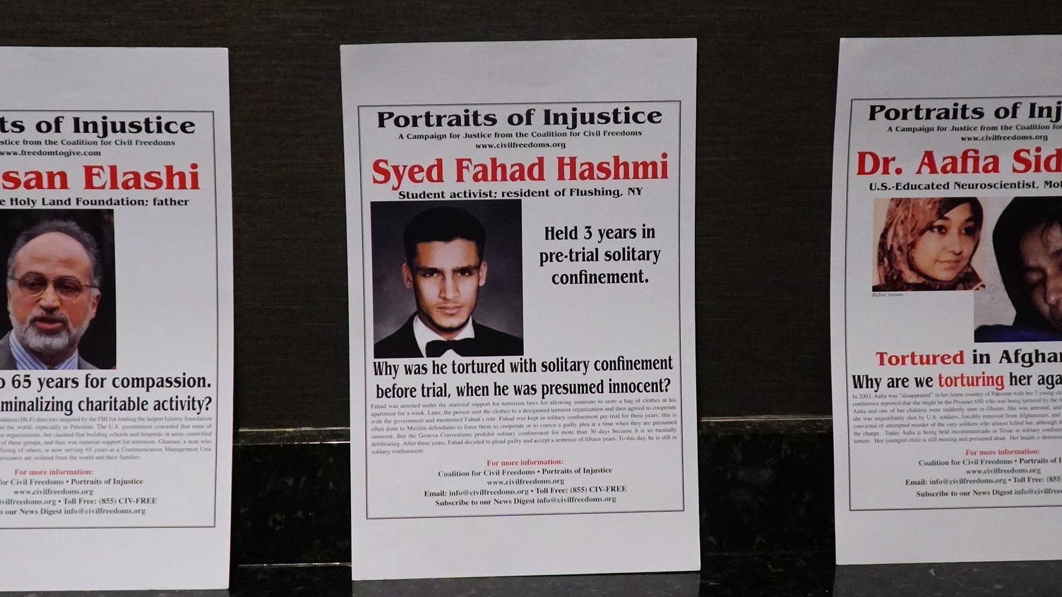 Acclaimed filmmaker Dave Riker and CCF's Nada workshop with families on ways to tell their stories (MEE/Azad Essa) 