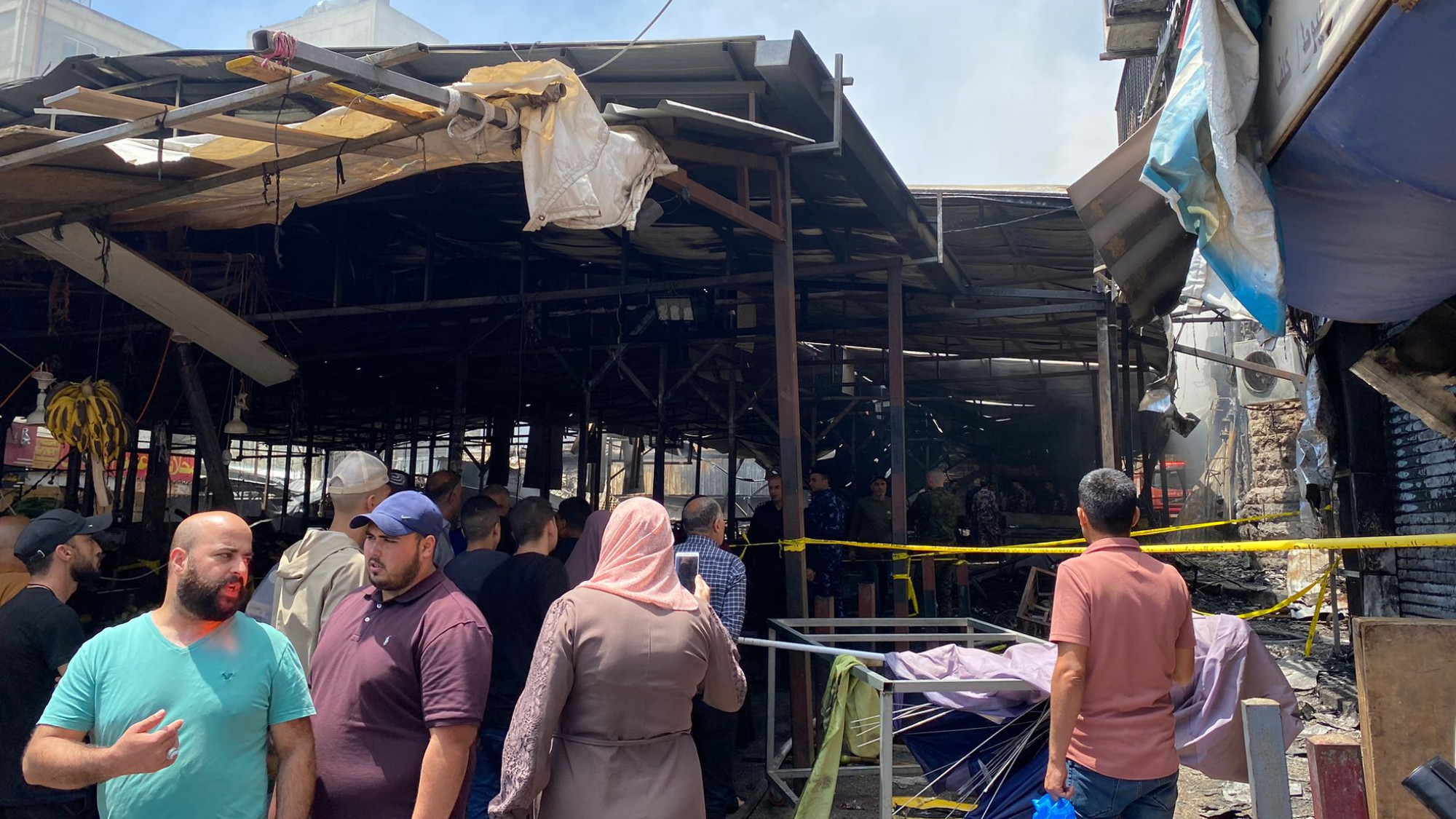 Firefighters worked for hours extinguish the fire (MEE/Majd Abu Rayya)