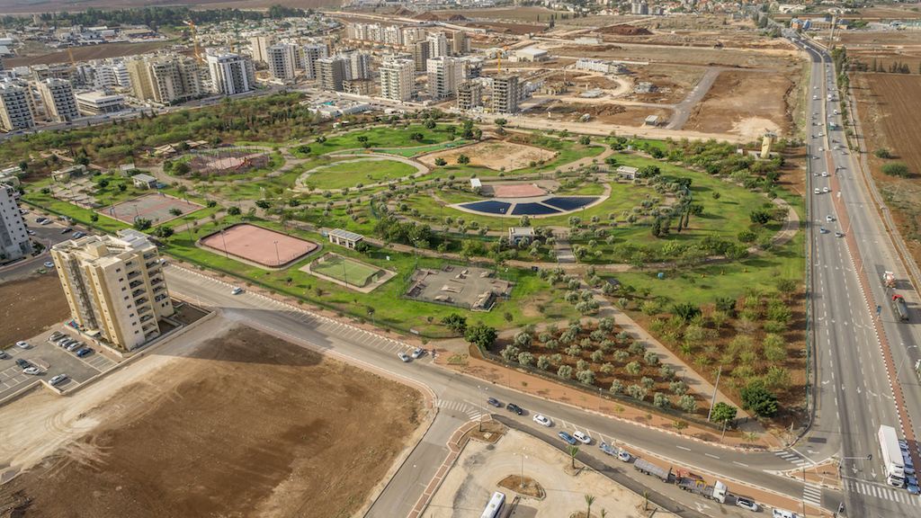 An aerial photo of Afula park (Afula Municipality)