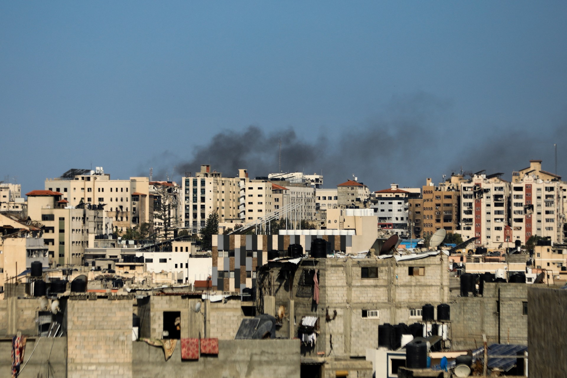 smoke rises al-shifa raid