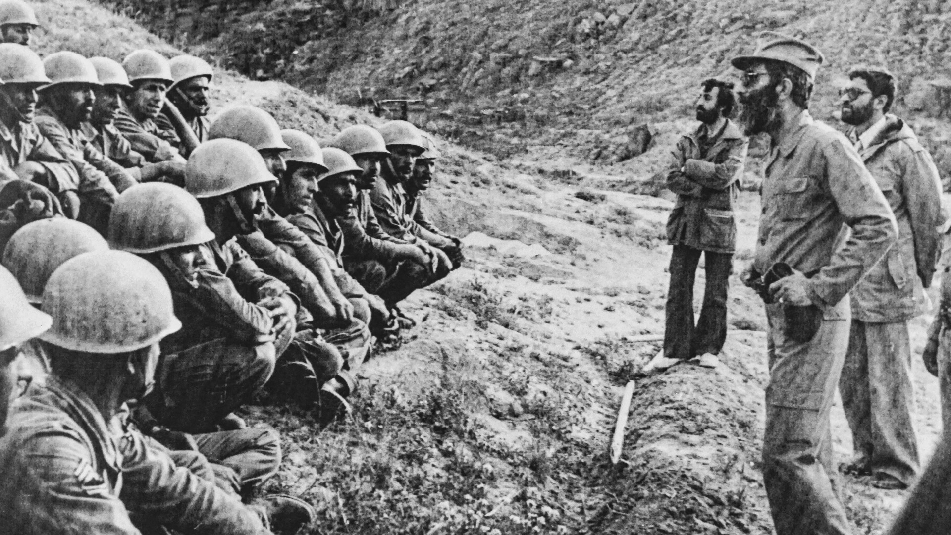 Ali Khamenei (R) speaking to Iranian troops on the frontline on 4 October 4, 1981 (IRNA via AFP)