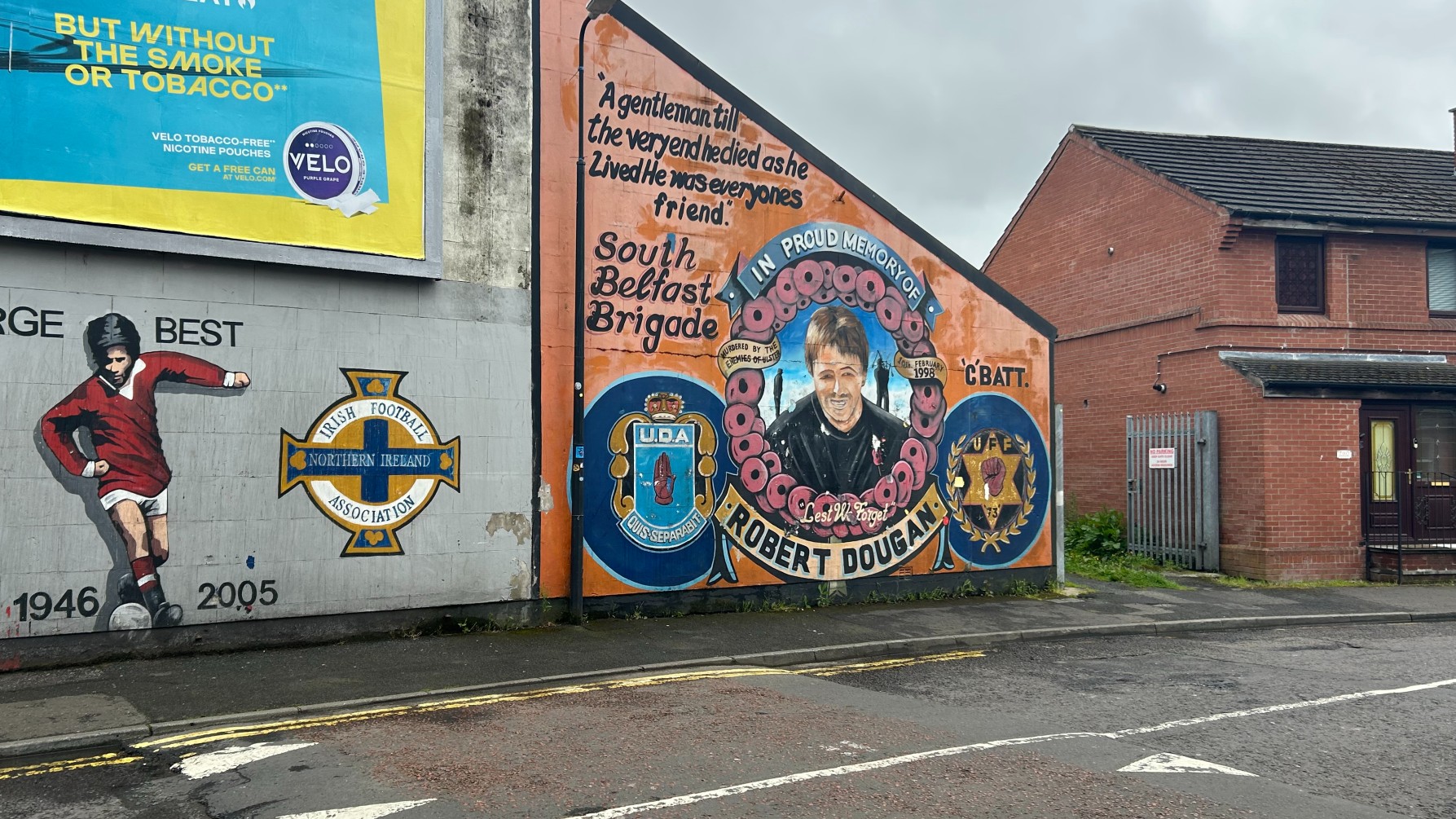 A mural in south Belfast pays tribute to a paramilitary fighter killed by the IRA (Oscar Rickett/MEE)