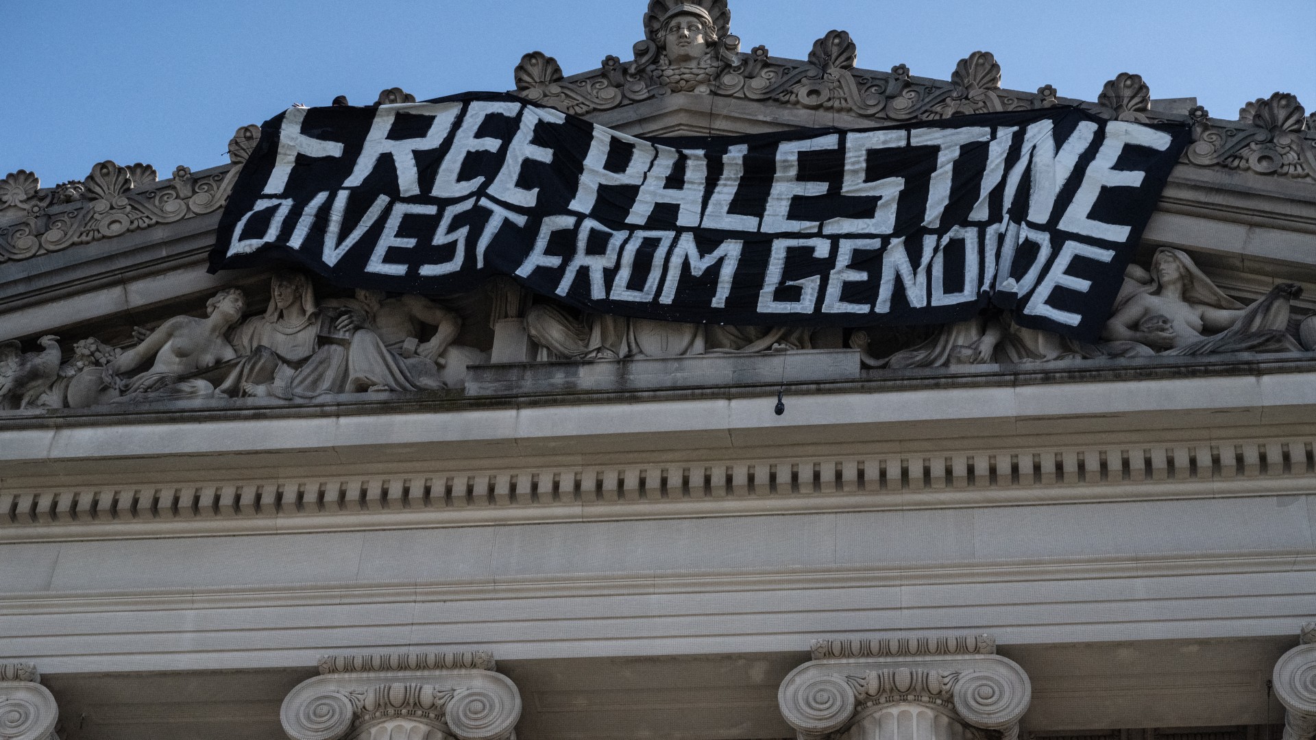 ro-Palestinian demonstrators associated with the 'Within Our Lifetime' protest group, drop a banner at the Brooklyn Museum on May 31, 2024 in New York City. Demonstrators started at Barclays Center and marched to the Brooklyn Museum where they occupied the inside lobby and the outside demanding that the Brooklyn Museum divest from investments in Israel. Stephanie Keith/Getty Images/AFP STEPHANIE KEITH / GETTY IMAGES NORTH AMERICA / Getty Images via AFP