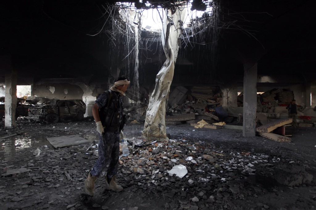Rubble in the destroyed funeral hall after the air strikes on 8 October 2016 (AFP