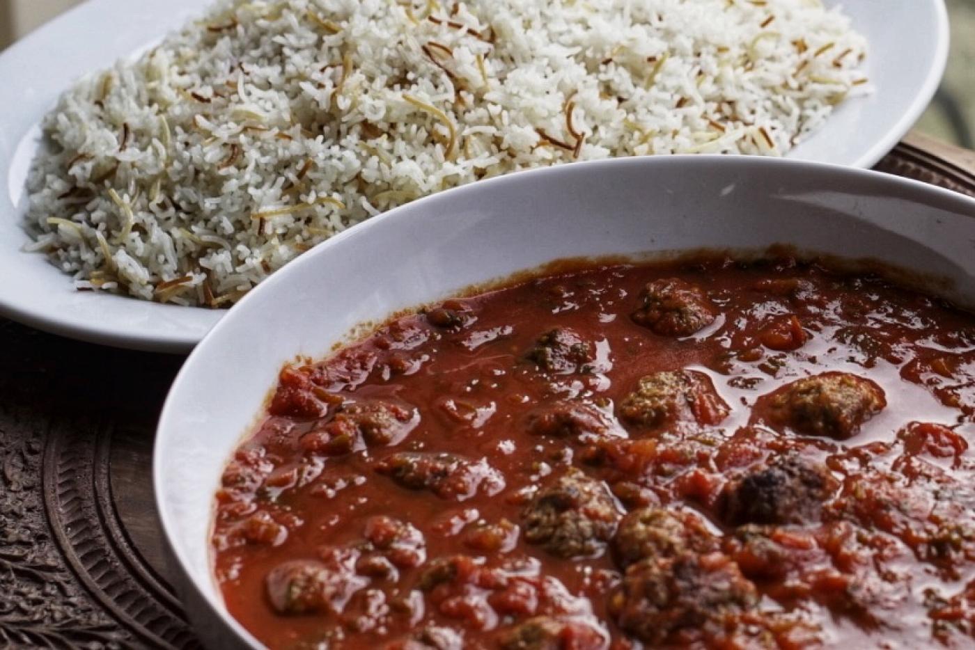 Le daoud basha peut être accompagné de riz ou de pâtes (@babylonbakehouse)