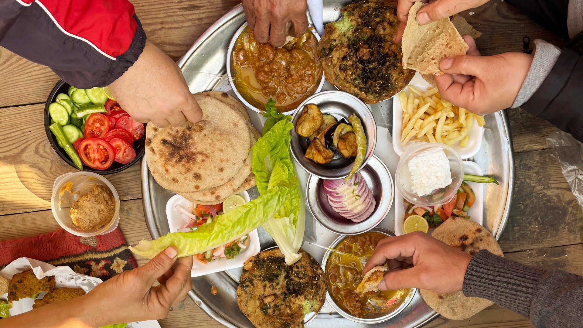 egypt workers eat jan 2023