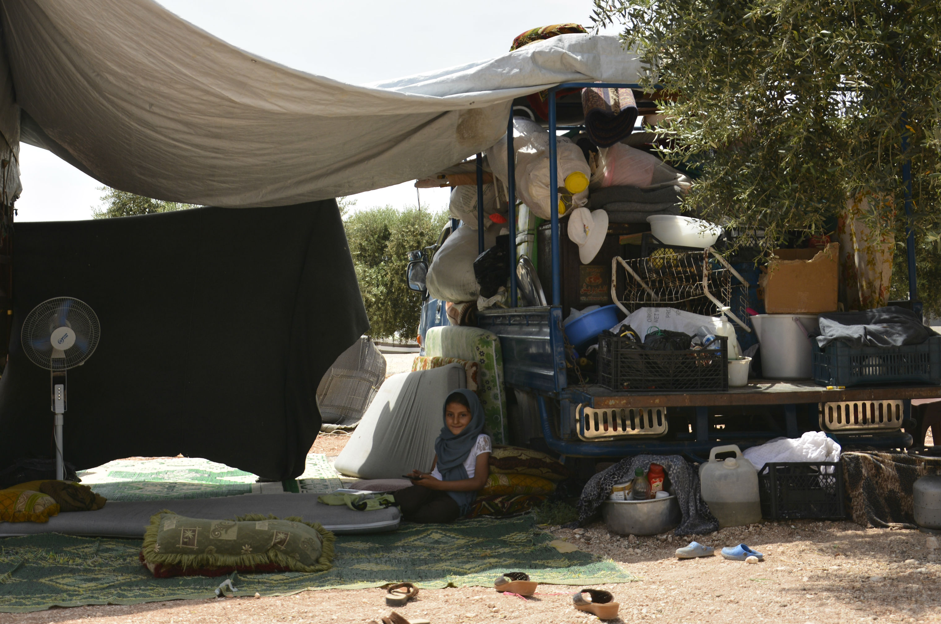 'I cannot complete my studies. My school and the rest of the schools are under attack,' says seven-year-old Fatima (MEE/Harun al-Aswad)