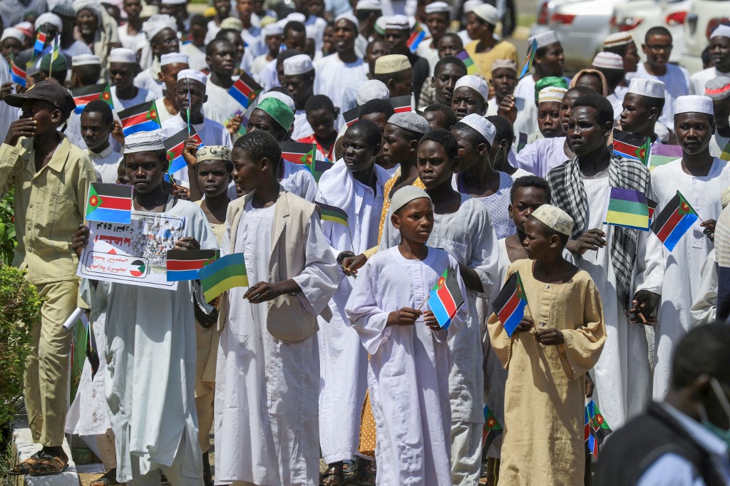 Delegations arrive to attend a conference in Khartoum, announcing the formation of an alliance separate from the country’s FFC on 2 October 2021 (AFP)